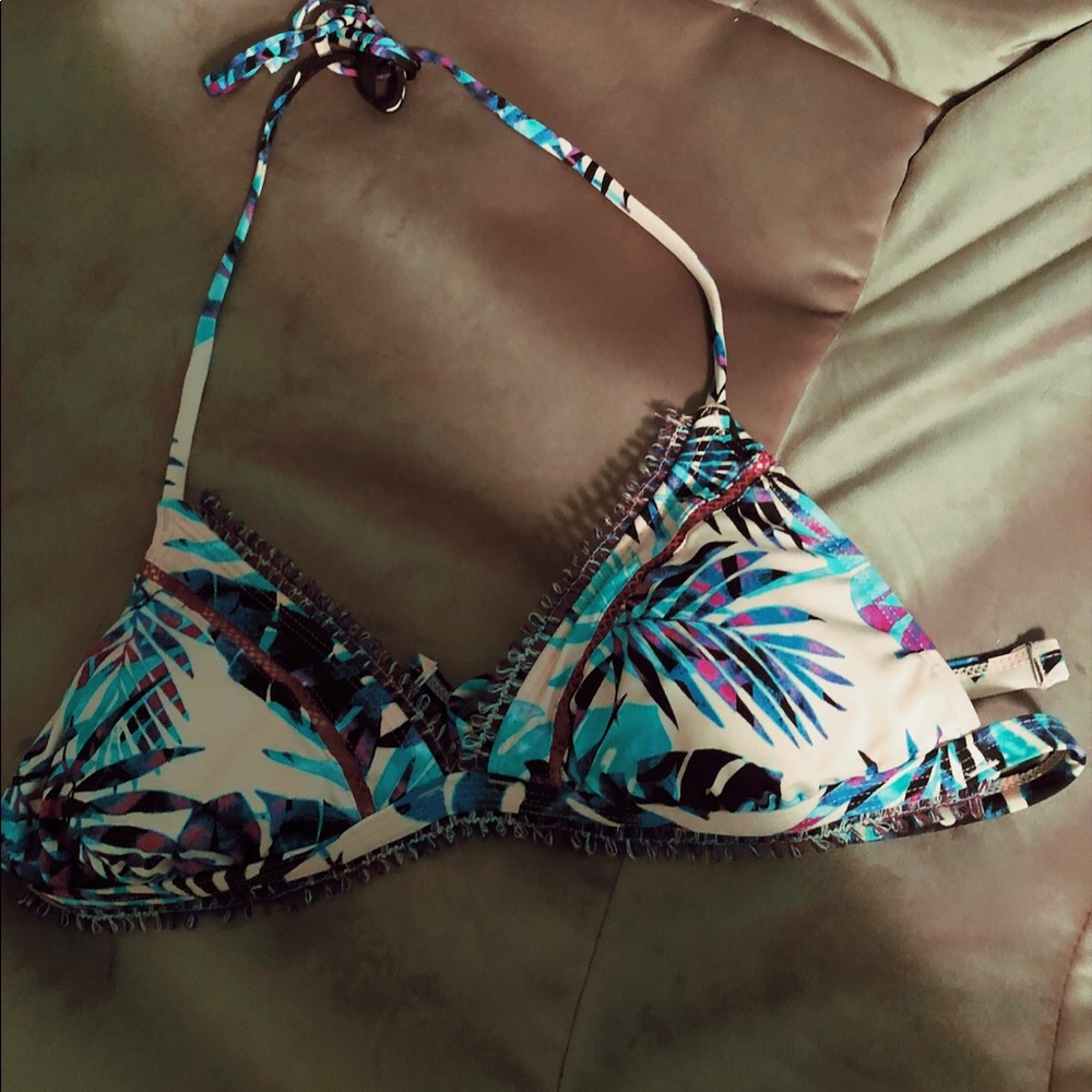 Hobie tropical print bikini top